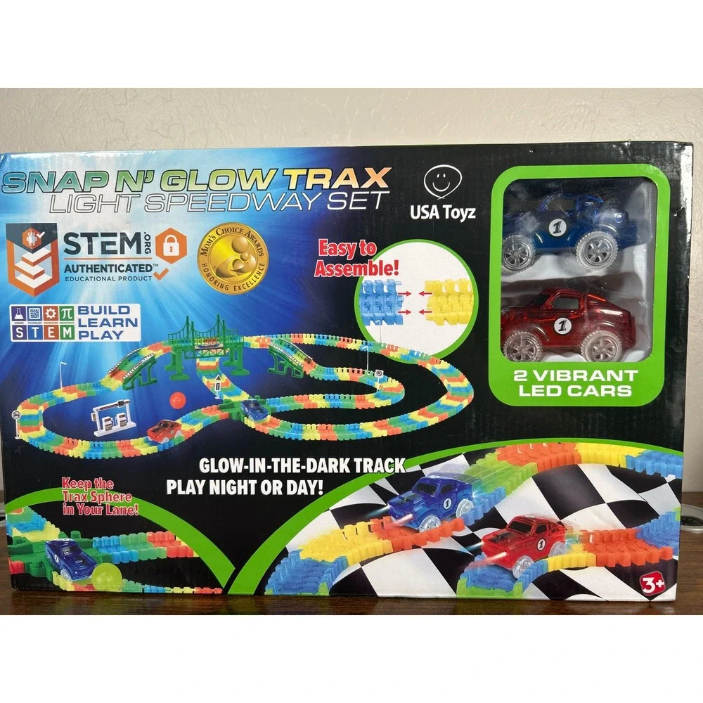 USA‎ Toyz Snap N Glow Trax Light Speedway Set 360pc Glow Track 2 LED Cars STEM